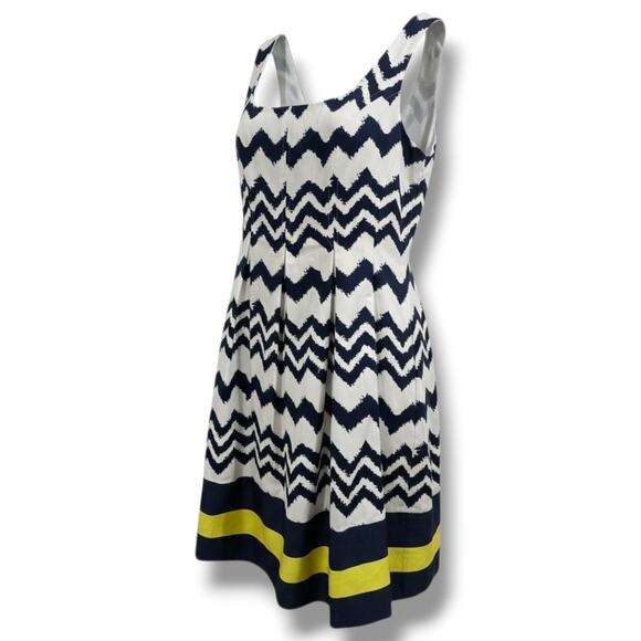 Jones Studio Navy White Chevron Fit & Flare Dress – Size 8, Lined, Zip Back, New - Picture 2 of 9